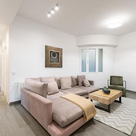 Luxe Apartment In Plaza De Espana Madrid Exteriör bild