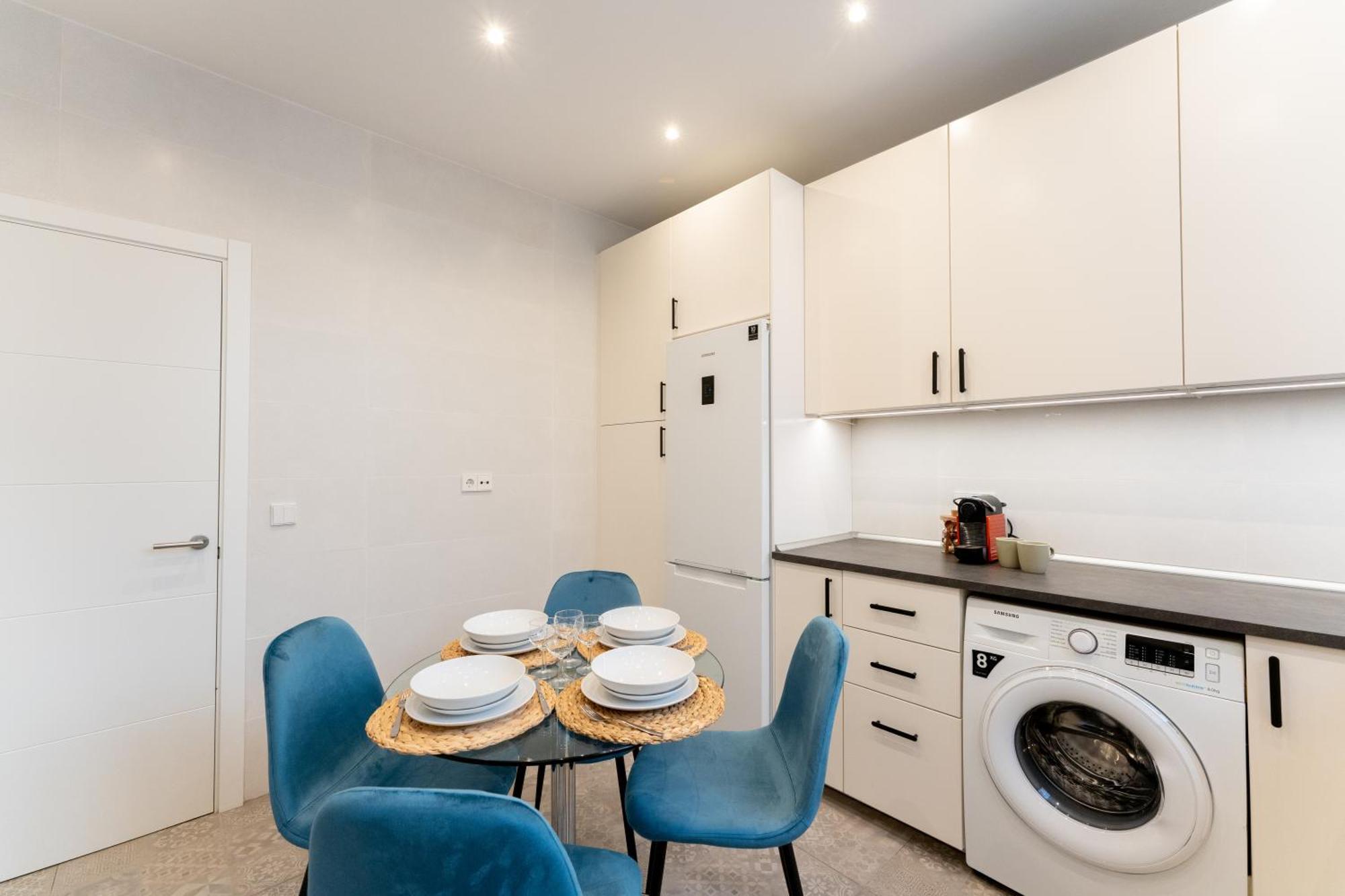 Luxe Apartment In Plaza De Espana Madrid Exteriör bild