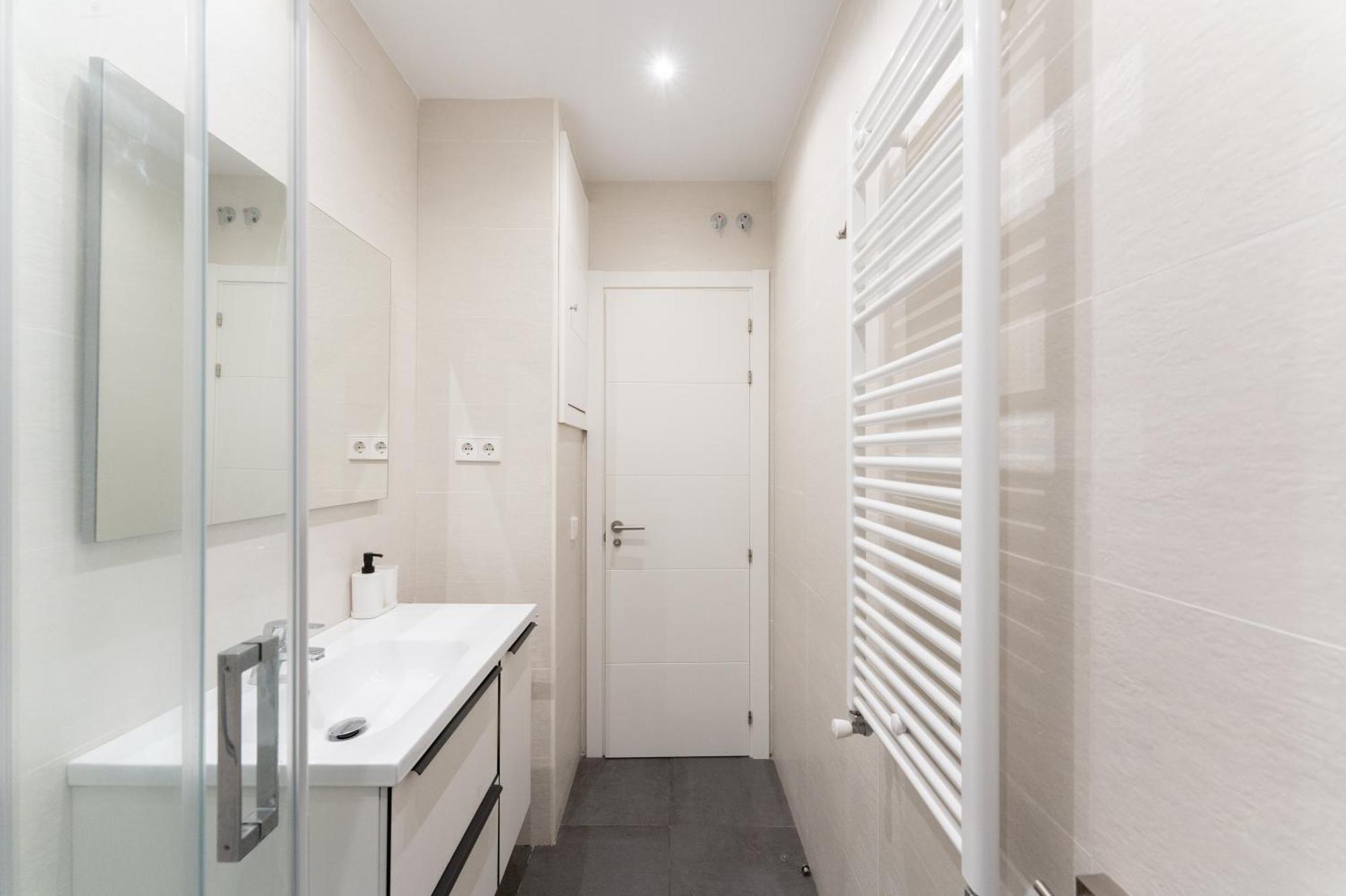 Luxe Apartment In Plaza De Espana Madrid Exteriör bild