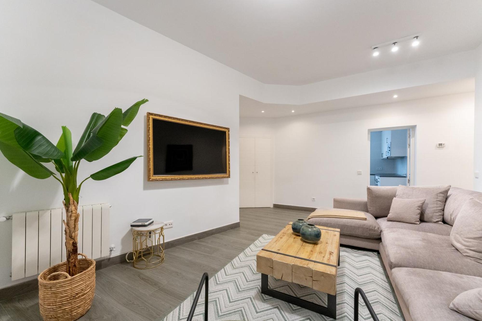 Luxe Apartment In Plaza De Espana Madrid Exteriör bild